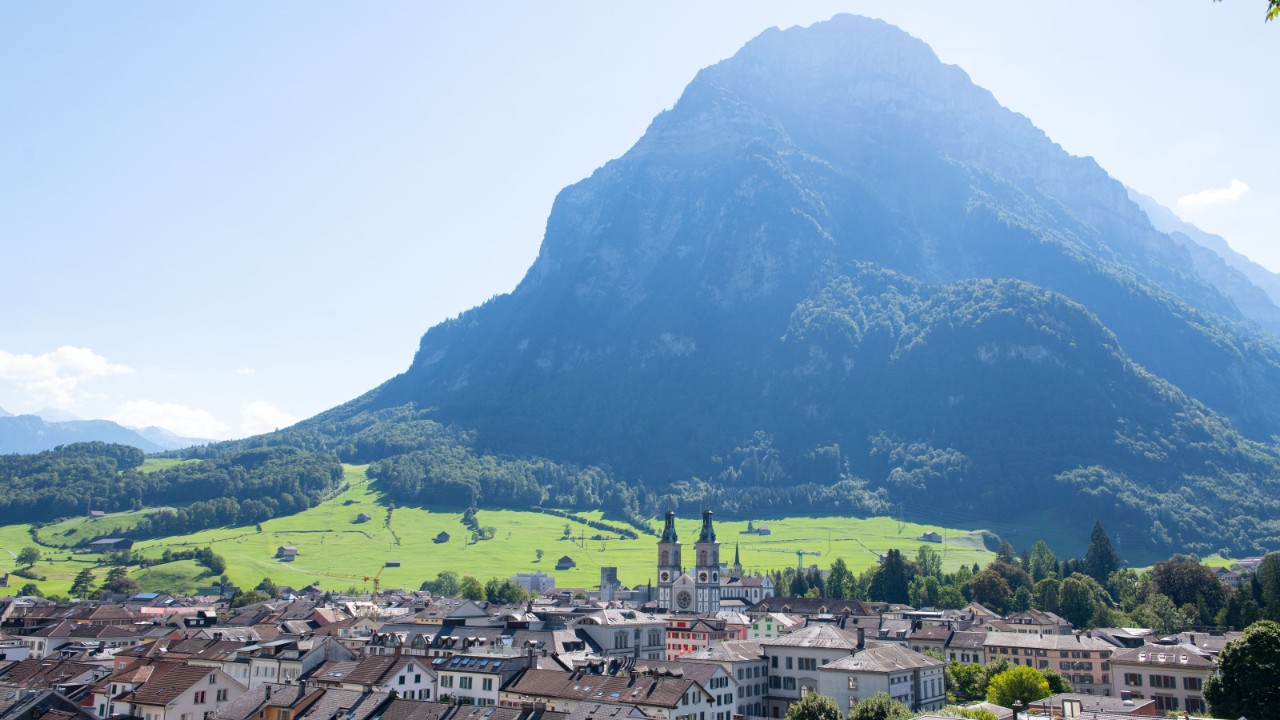 Bild der Stadt Glarus.